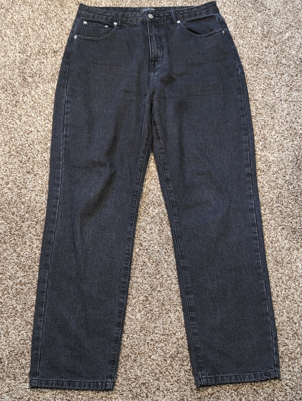 White Fox High Rise Straight Leg Jeans Size XXL